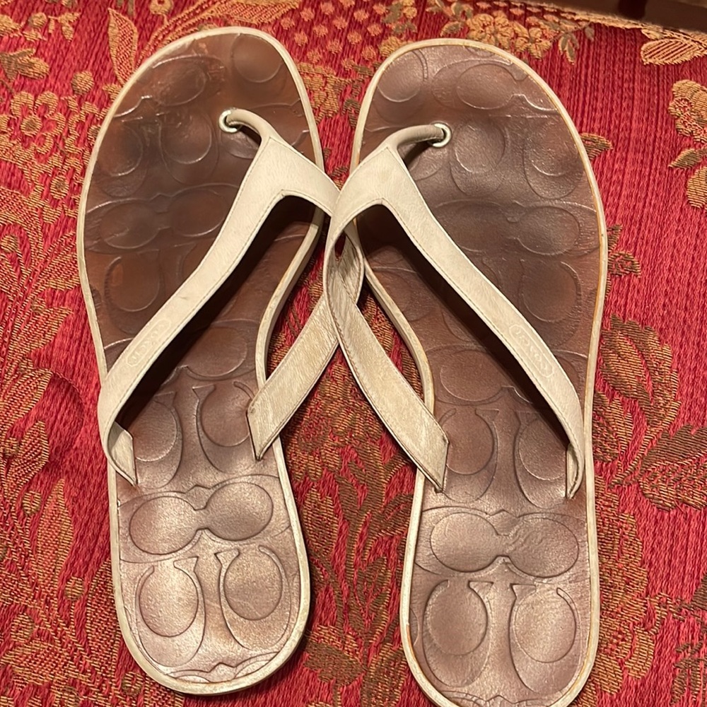 Coach leather flipFlop